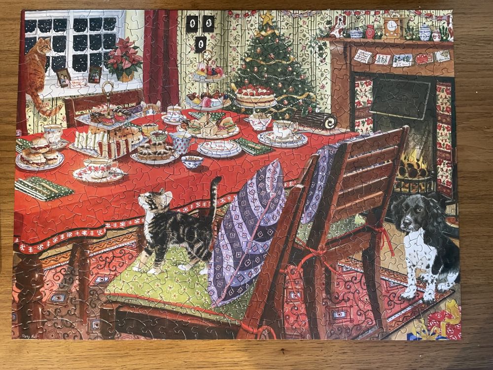 Christmas Tea - Bits & Pieces 🇺🇸 puzzle collectible - Main Image 2