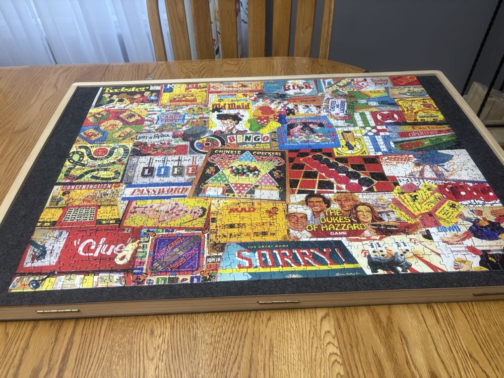 Games We Played - White Mountain puzzle collectible [Barcode 724819262922] - Main Image 3