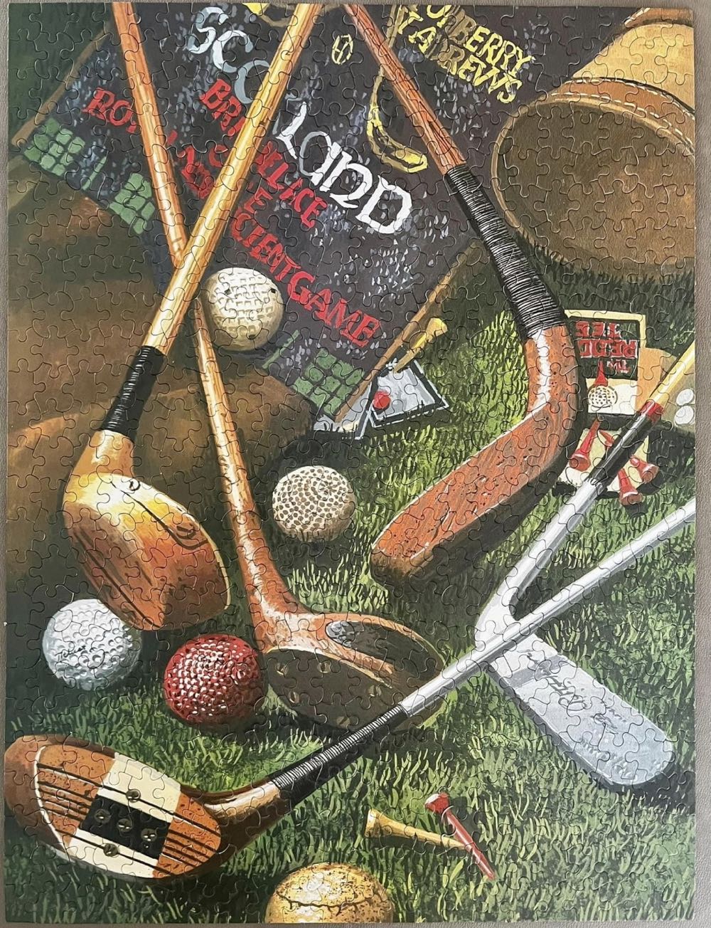 Golf Memories-TRADED - White Mountain Puzzles puzzle collectible [Barcode 724819253098] - Main Image 2