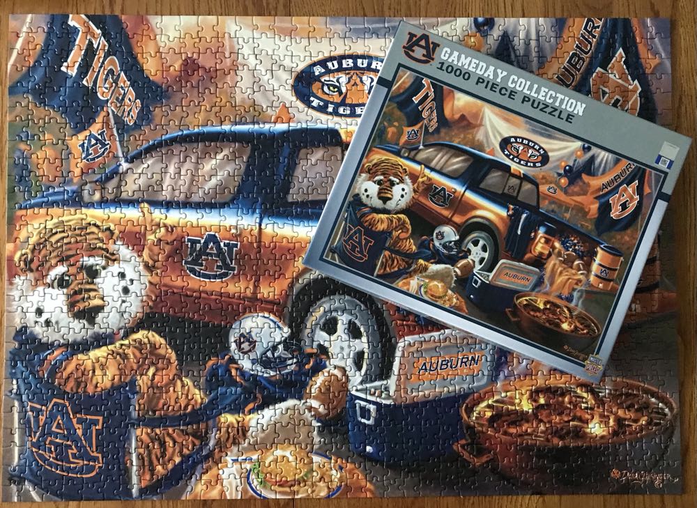 Auburn Gameday Collection - MasterPieces puzzle collectible [Barcode 705988010507] - Main Image 3
