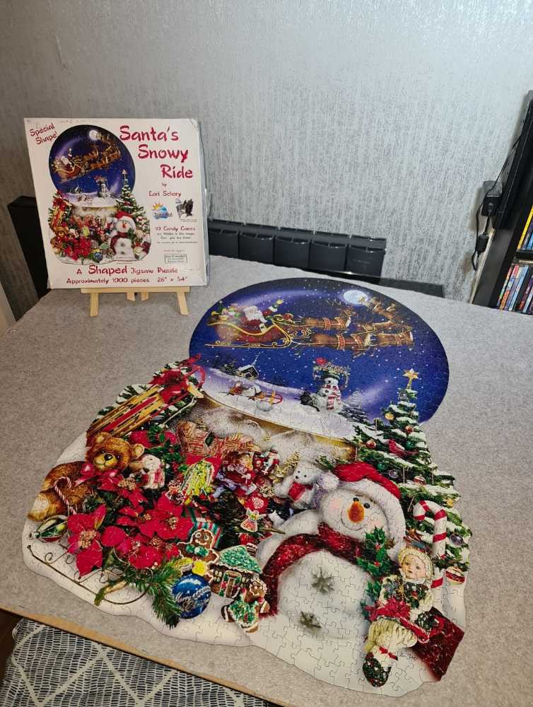 Santa’s Snowy Ride - SunsOut puzzle collectible [Barcode 796780953024] - Main Image 2