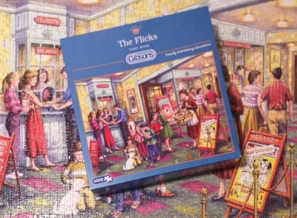 The Flicks - Gibsons puzzle collectible [Barcode 5012269061857] - Main Image 4