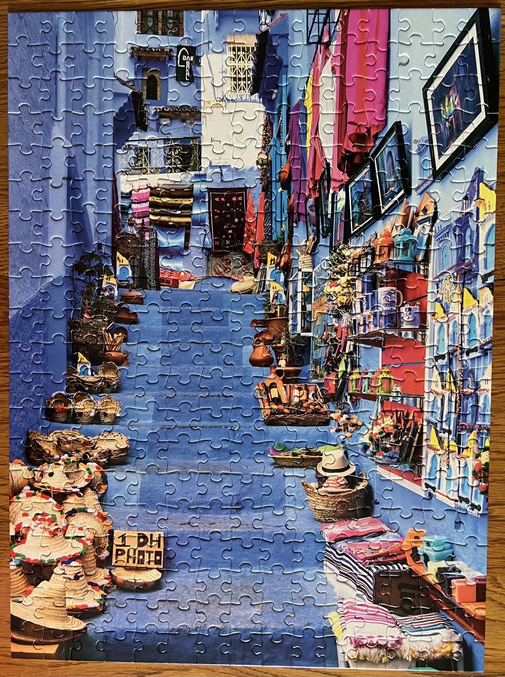 Blue City Morocco - Blanc Puzzles puzzle collectible [Barcode 079346533022] - Main Image 2