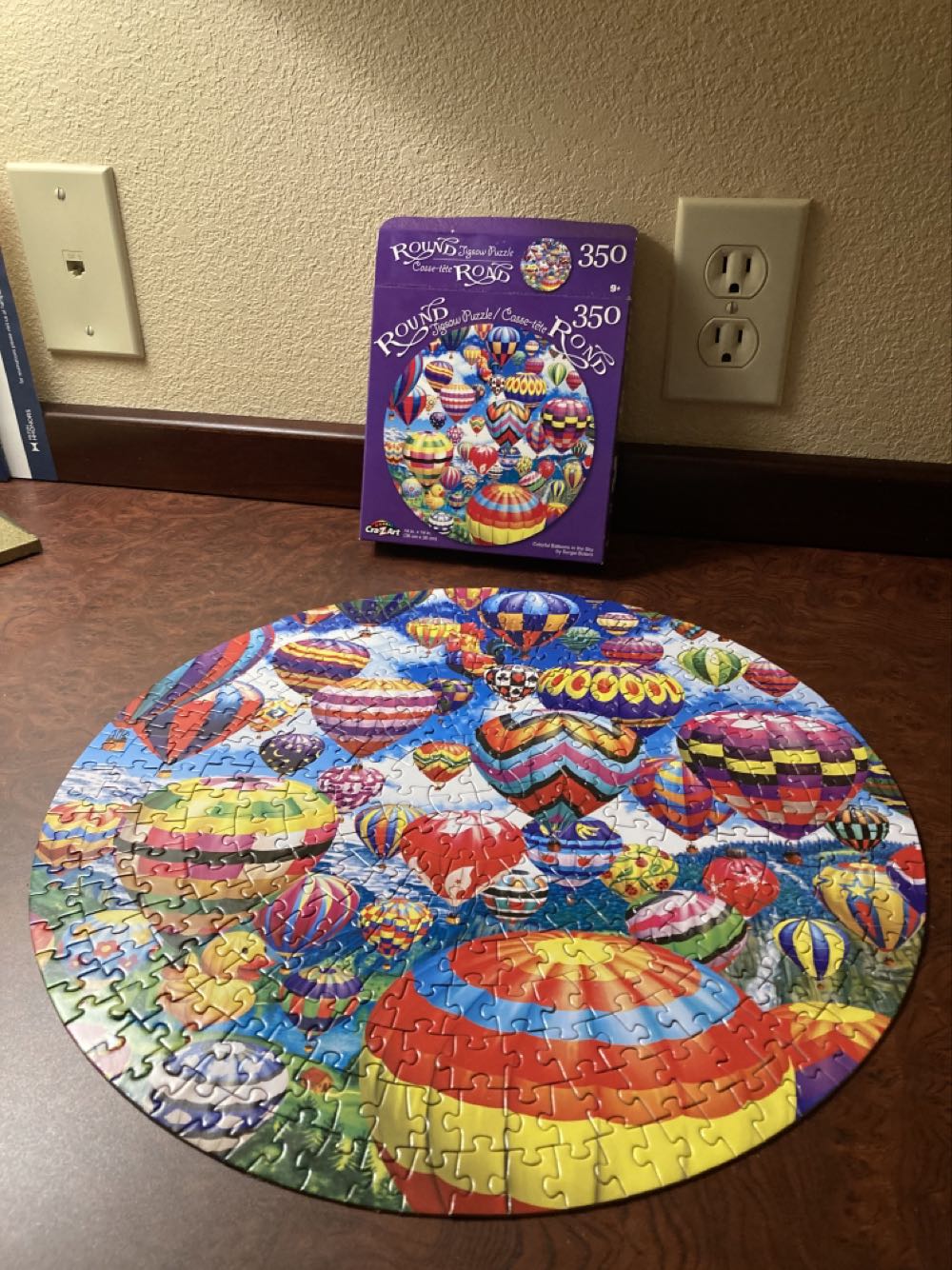 Wonderland - Cra-Z-Art puzzle collectible [Barcode 639277537195] - Main Image 2