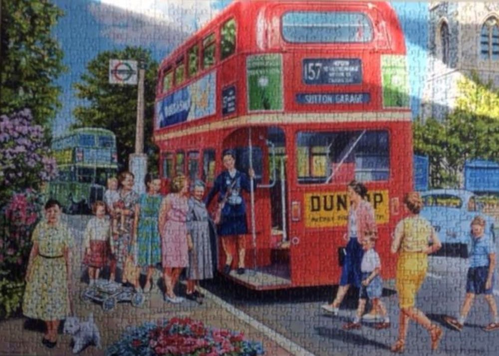 Catch The Bus - Ravensburger puzzle collectible [Barcode 4005556198238] - Main Image 3