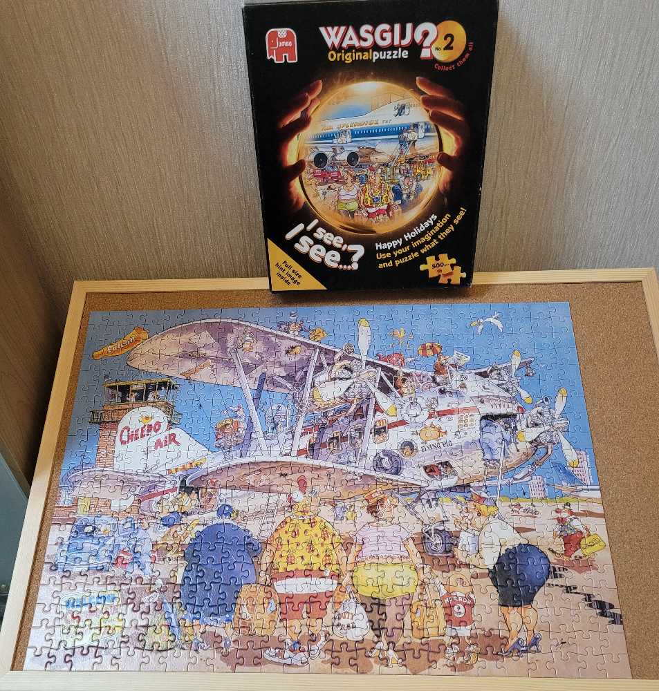 Happy Holidays  - Wasgij puzzle collectible [Barcode 8710126109519] - Main Image 3