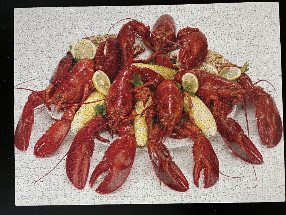 ZZ - Lobster Feast (SOLD) - White Mountain Puzzles puzzle collectible [Barcode 724819248346] - Main Image 2