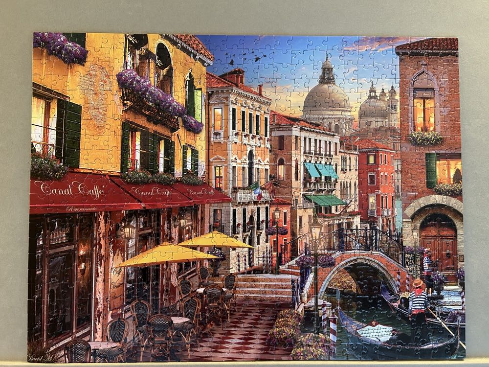 Venice Cafe - Vermont Christmas Company puzzle collectible [Barcode 871241002982] - Main Image 2