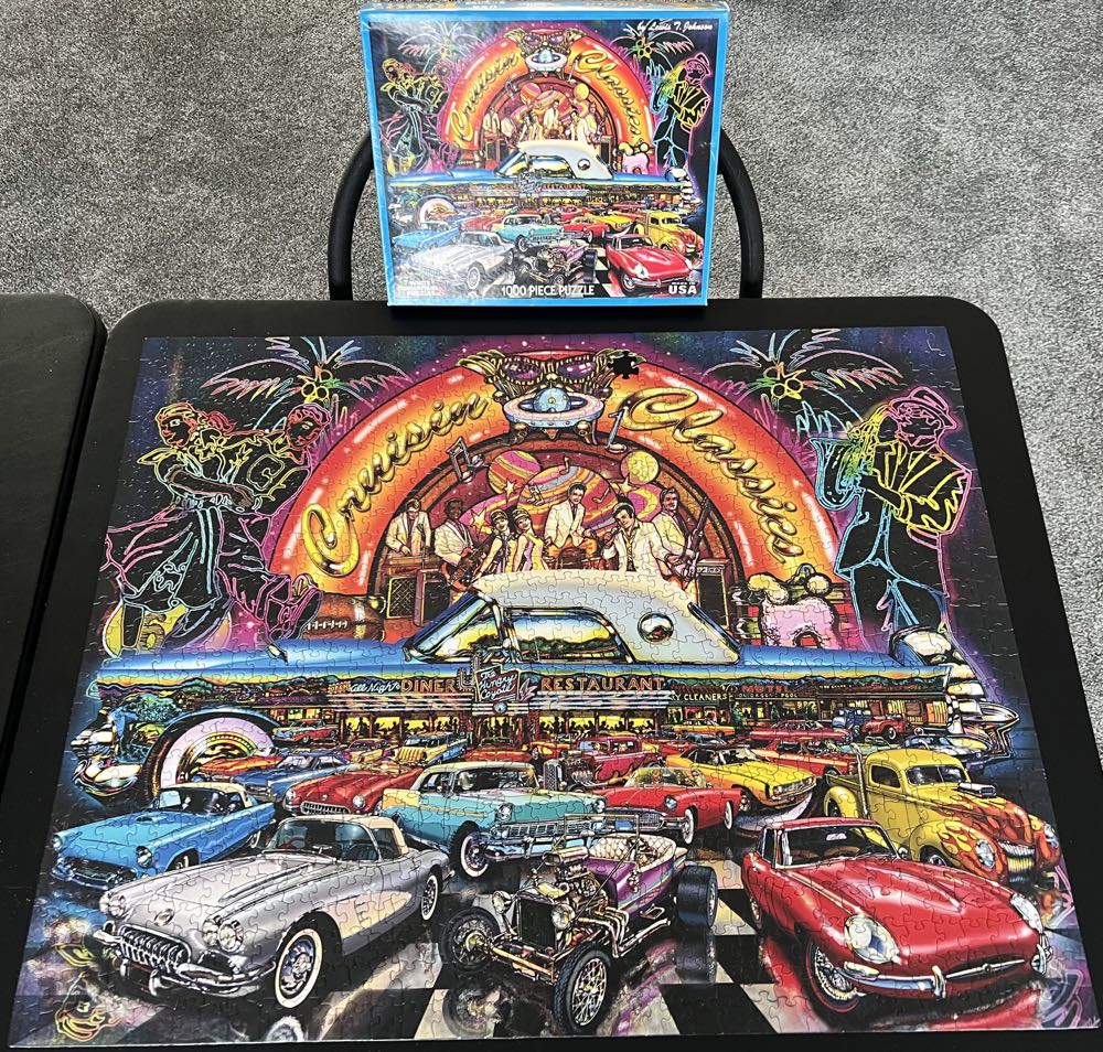 Cruisin Classics - White Mountain Puzzles puzzle collectible [Barcode 724819253937] - Main Image 3