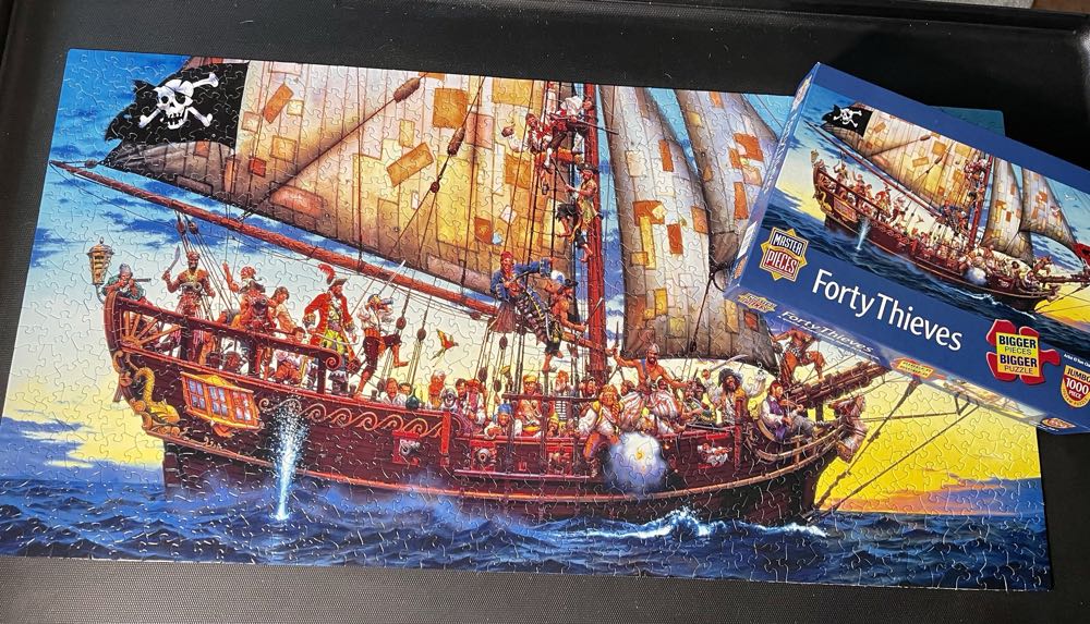 Masterpieces: Forty Thieves - MasterPieces puzzle collectible [Barcode 705988702198] - Main Image 3