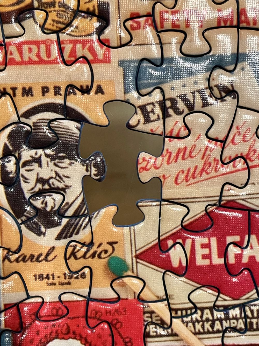 Vintage Matchboxes - Colorcraft puzzle collectible - Main Image 2