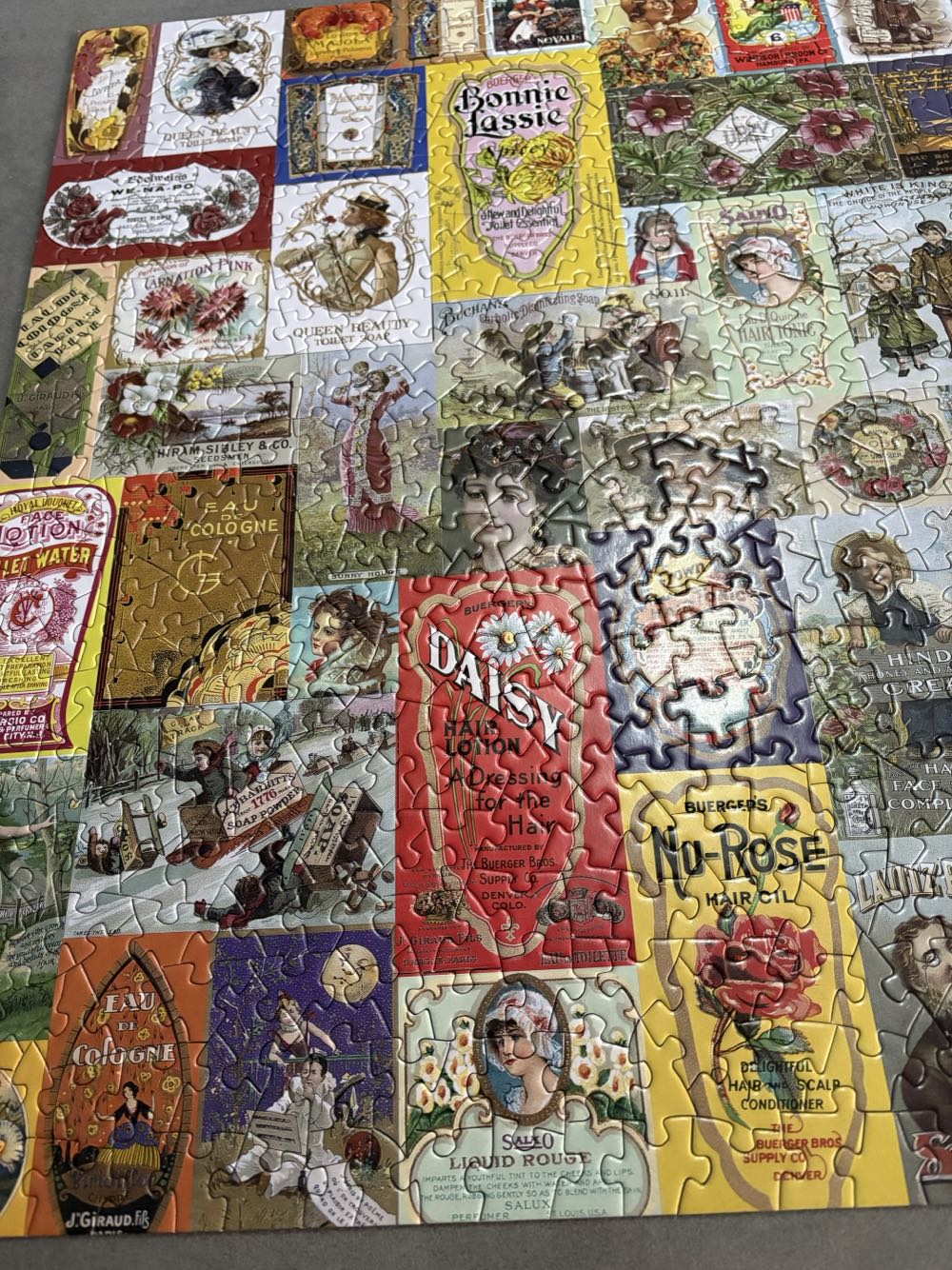 Soap And Perfume Labels - Bits And Pieces puzzle collectible [Barcode 704812109950] - Main Image 4