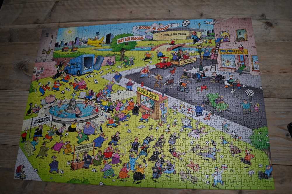 Donald Duck- Ballenbende - Donald Duck Netherlands puzzle collectible [Barcode 7108819731856] - Main Image 2