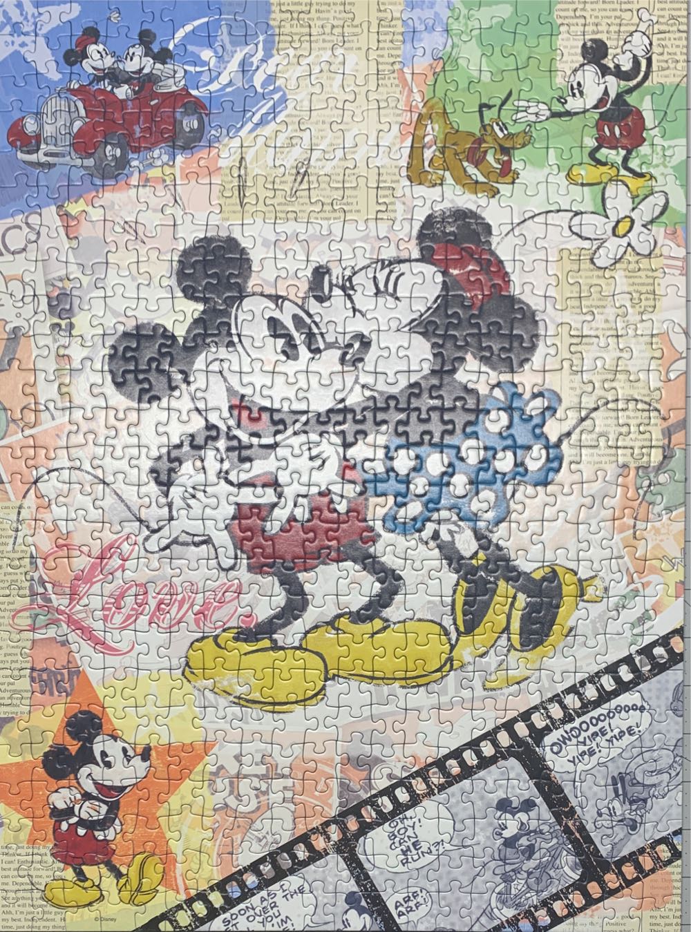 Retro Mickey - Ravensburger puzzle collectible [Barcode 4005556141180] - Main Image 2