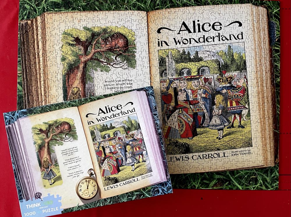 Alice In Wonderland - Cobble Hill 🇨🇦 puzzle collectible [Barcode 625012536011] - Main Image 2