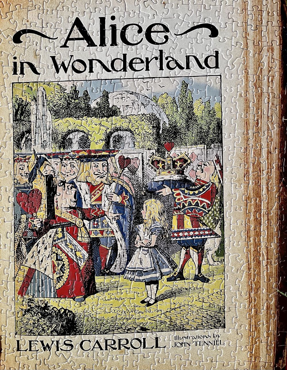 Alice In Wonderland - Cobble Hill 🇨🇦 puzzle collectible [Barcode 625012536011] - Main Image 4