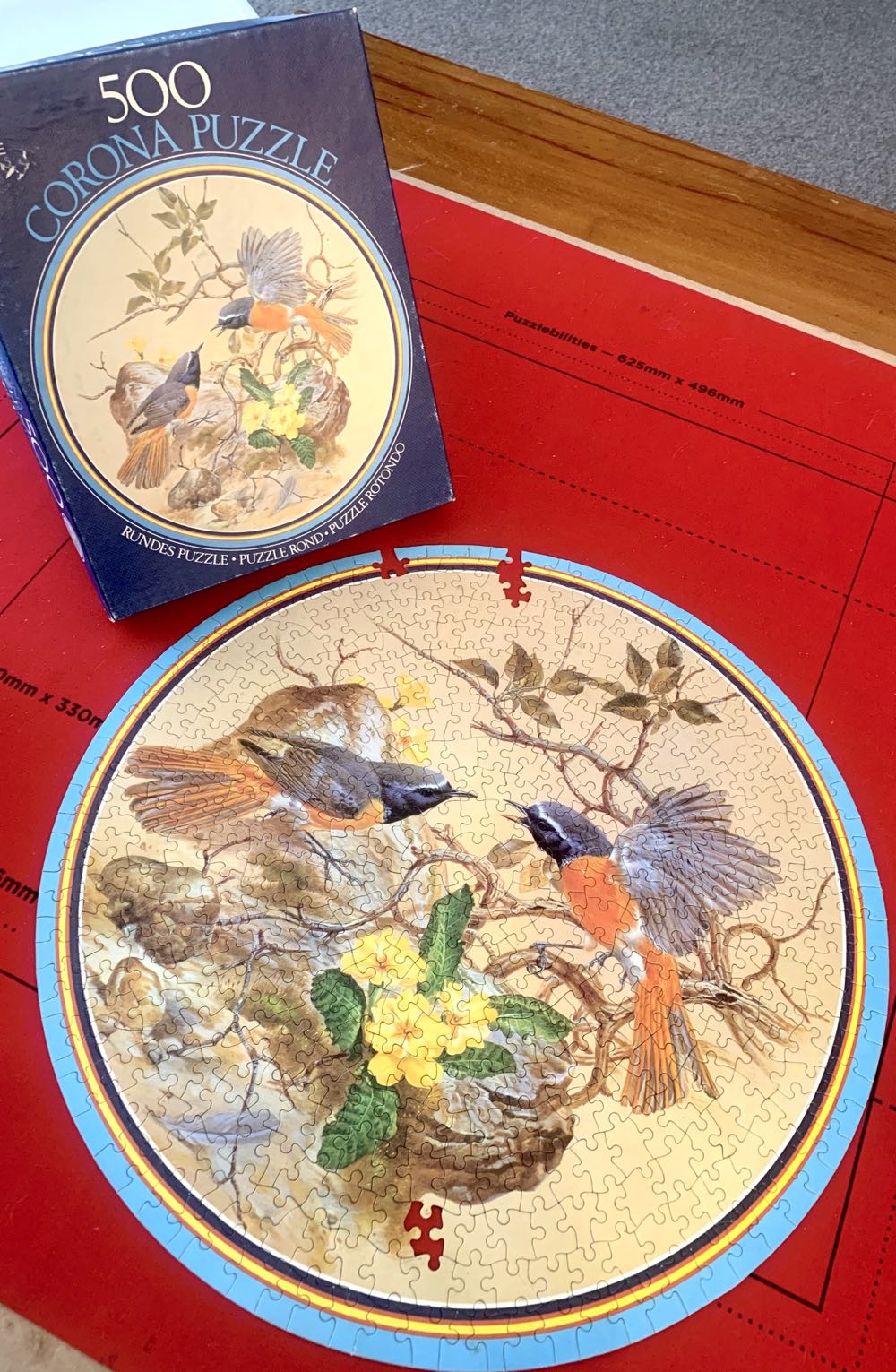 Corona - Redstarts - Milton Bradley puzzle collectible - Main Image 2