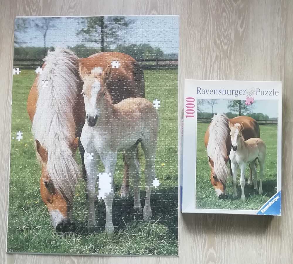 Halfinger mare with foal - Ravensburger 🇩🇪 puzzle collectible - Main Image 2