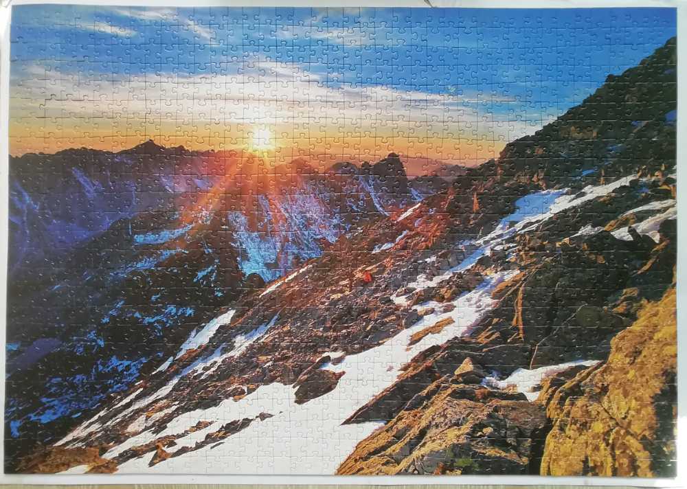 A View From The Top Of Rysy Peak - Trefl 🇵🇱 puzzle collectible [Barcode 5900511291056] - Main Image 4