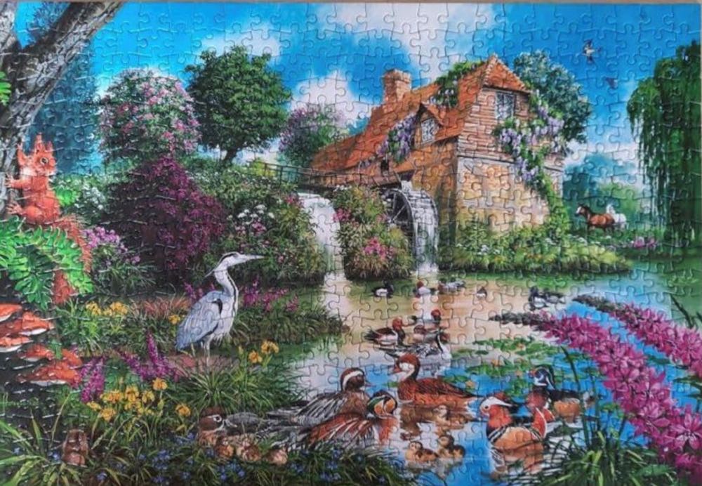 The Old Watermill - Gibsons puzzle collectible [Barcode 5012269060522] - Main Image 4