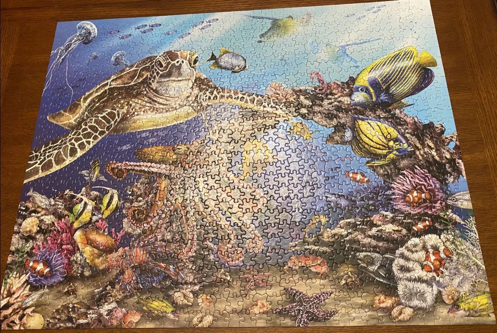 Jewels Of The Sea** - White Mountain puzzle collectible [Barcode 724819251490] - Main Image 3