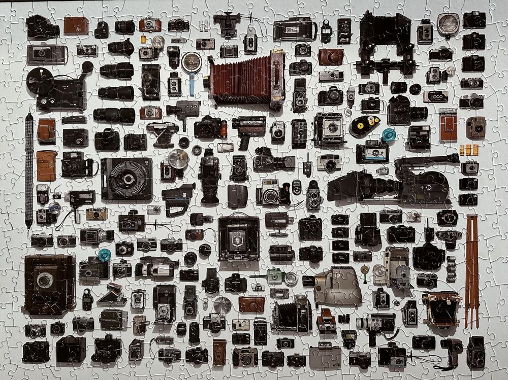 *Camera Collection - New York Puzzle Company puzzle collectible [Barcode 819844010409] - Main Image 2