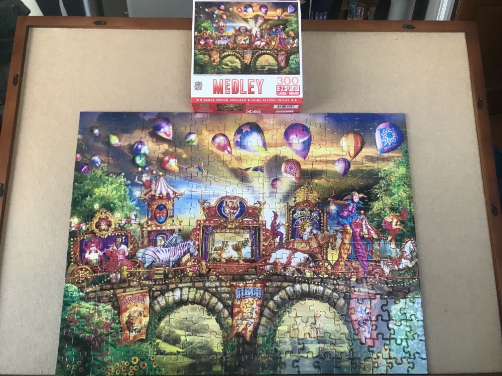 Carnivale Paradise - MasterPieces puzzle collectible [Barcode 705988321023] - Main Image 3