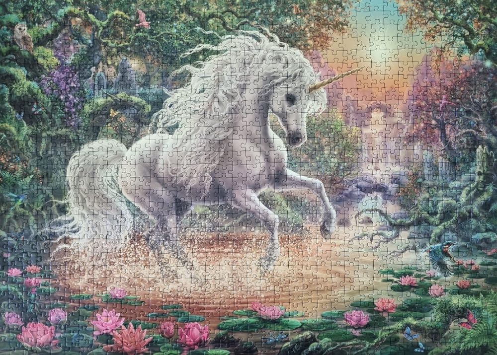 Mystical Unicorn - Ravensburger puzzle collectible [Barcode 4005556197934] - Main Image 3
