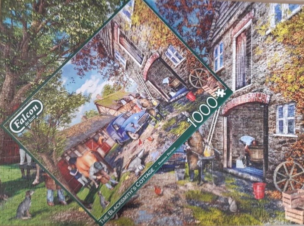 The Blacksmiths Cottage - Falcon de luxe puzzle collectible [Barcode 8710126113332] - Main Image 4