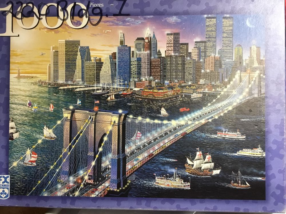 Brooklyn Bridge  - FX Schmid puzzle collectible [Barcode 099252783762] - Main Image 2