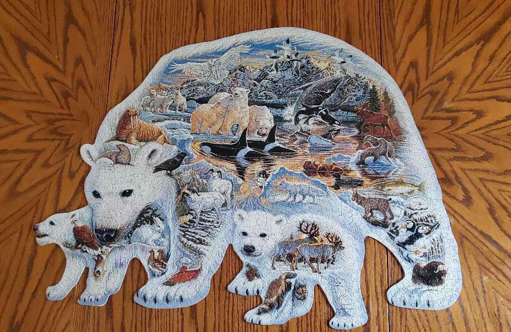 Land Of The Polar Bear - Great American puzzle collectible [Barcode 010563098031] - Main Image 2