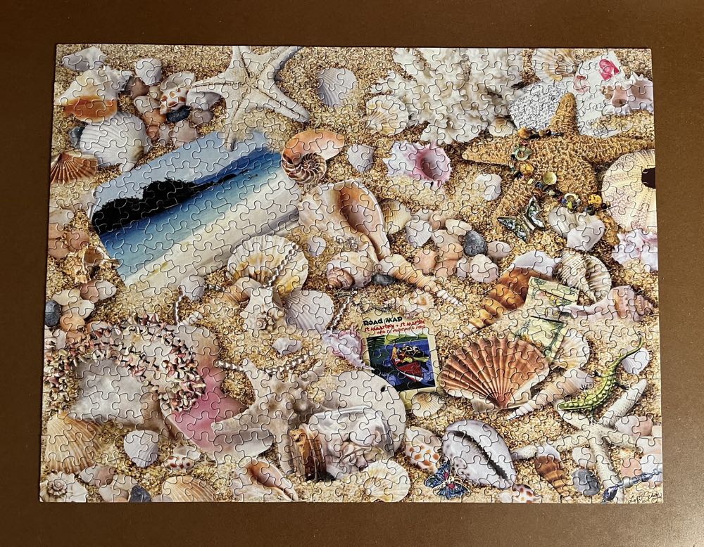 Z - Vacation Memories (Travelling Puzzle) - White Mountain Puzzles puzzle collectible [Barcode 724819253128] - Main Image 3