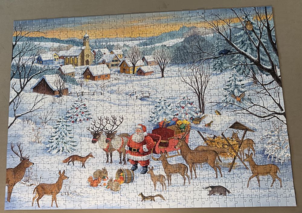 White Christmas - Ravensburger puzzle collectible [Barcode 4005556158393] - Main Image 2