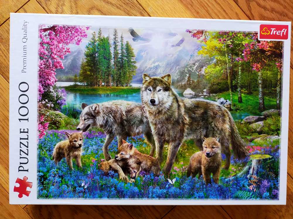 Trefl Lupine Family - Trefl puzzle collectible [Barcode 5900511105582] - Main Image 3