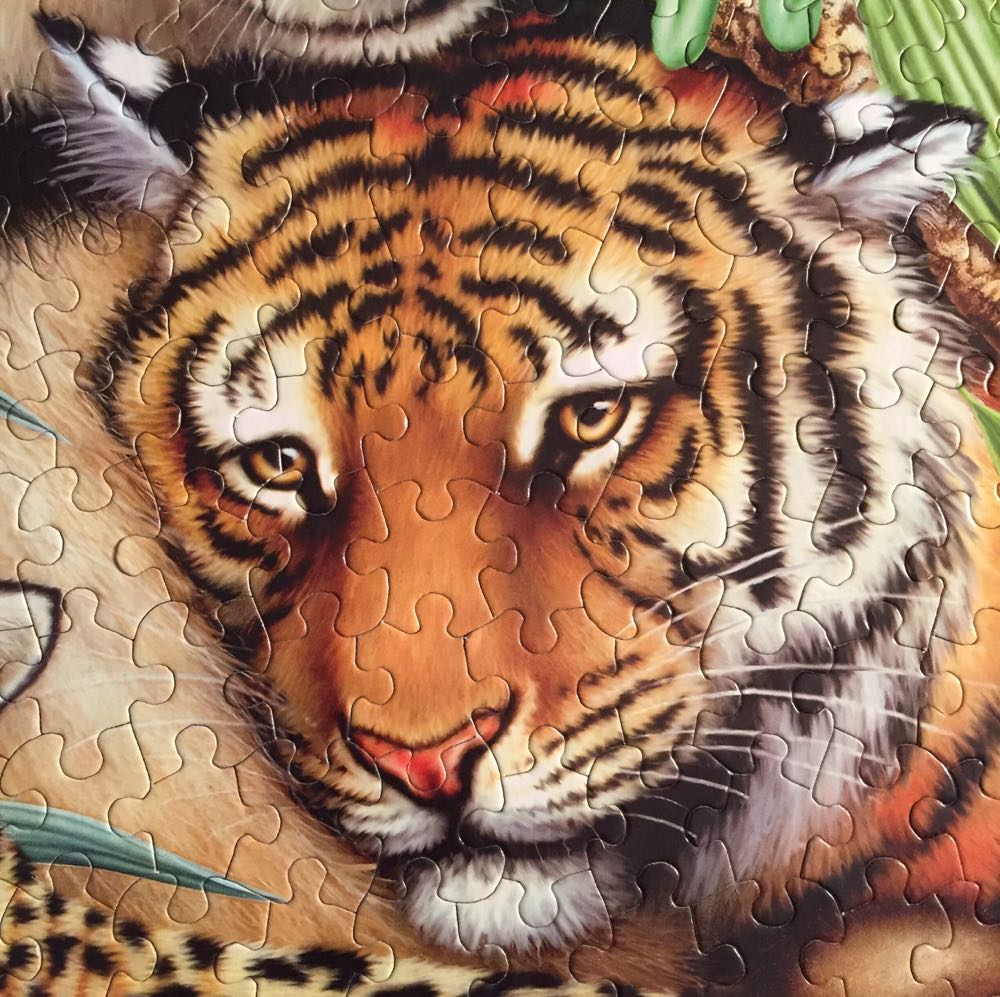 SOLD - Animal Magic - White Mountain Puzzles puzzle collectible [Barcode 724819248728] - Main Image 4