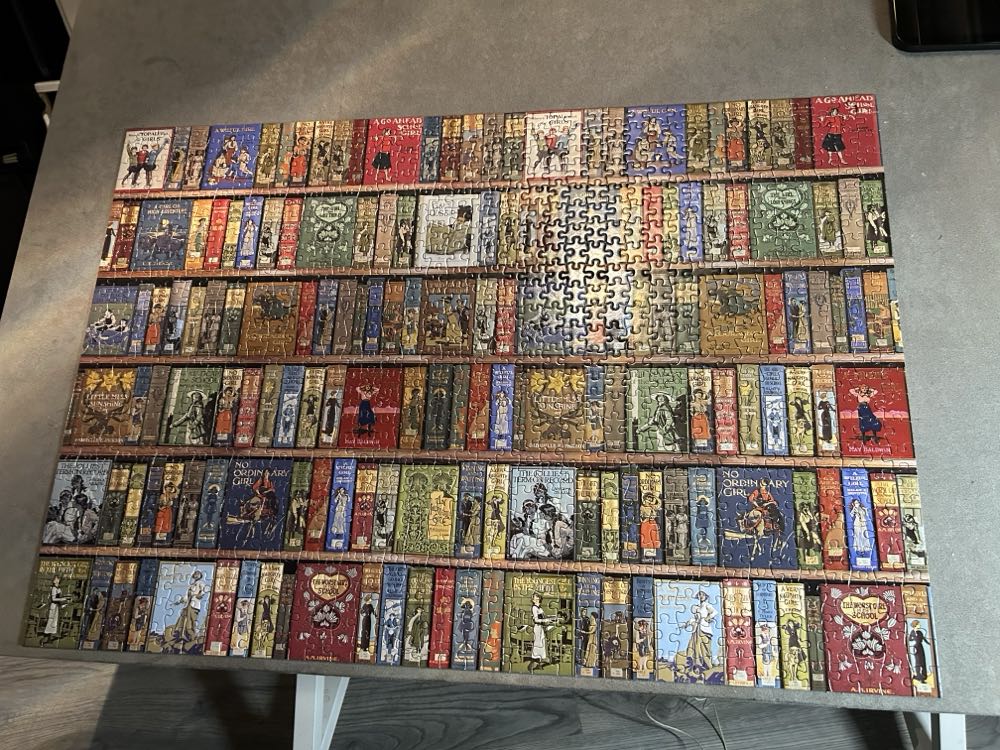 High Jinks! Bookshelves - Flame Tree Publishing puzzle collectible [Barcode 9781786646354] - Main Image 2