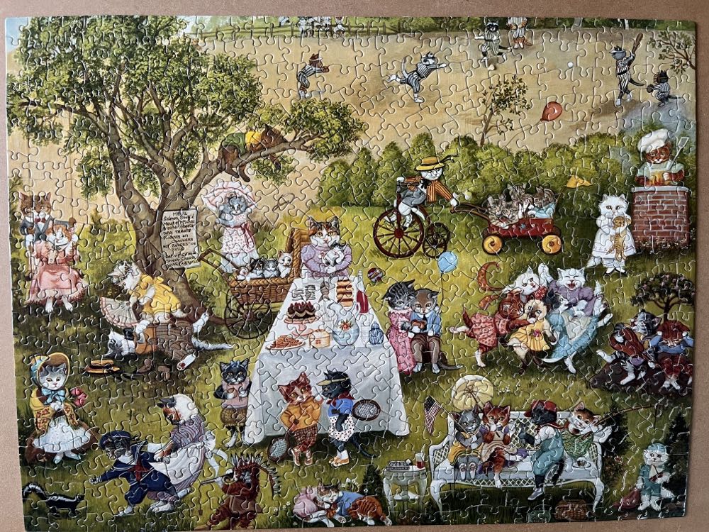 Kitty Picnic 🧩 - Great American Puzzle Factory 🇺🇸 puzzle collectible [Barcode 010563009761] - Main Image 2