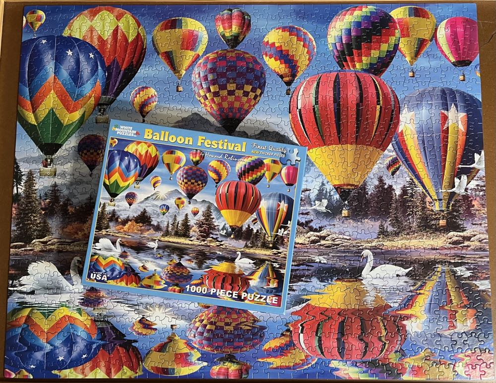 Balloon Festival - White Mountain puzzle collectible [Barcode 724819254415] - Main Image 3
