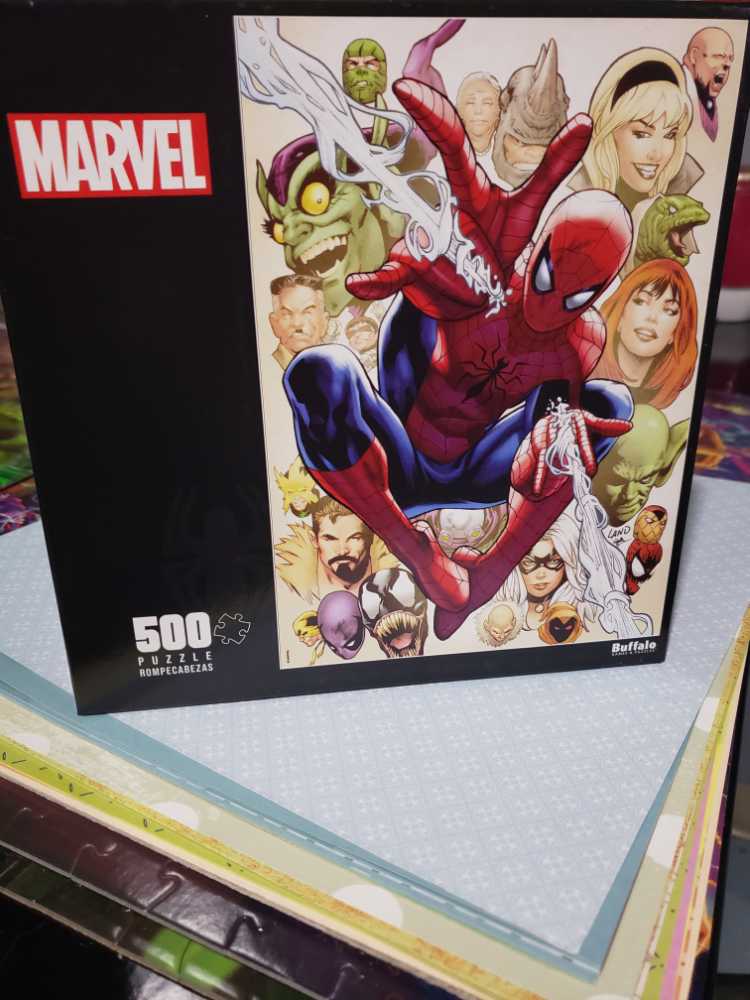 Marvel - The Amazing Spider-Man - Buffalo Games & Puzzles puzzle collectible [Barcode 079346033850] - Main Image 2