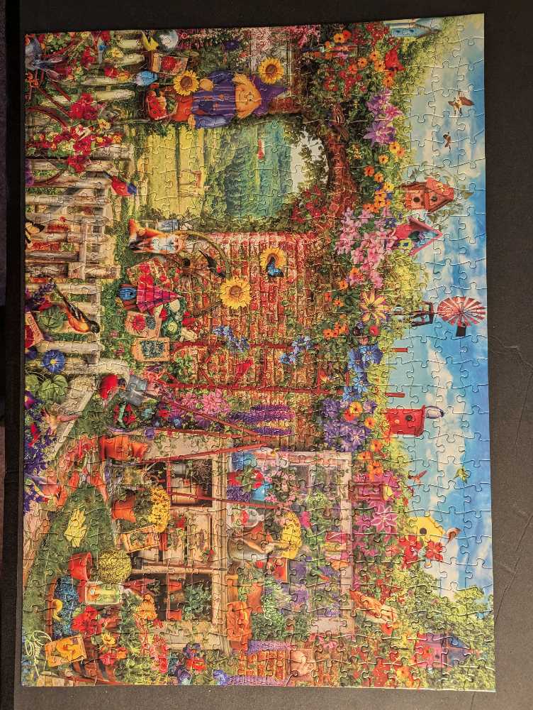 Garden Gate (V) - Buffalo puzzle collectible [Barcode 079346038831] - Main Image 3