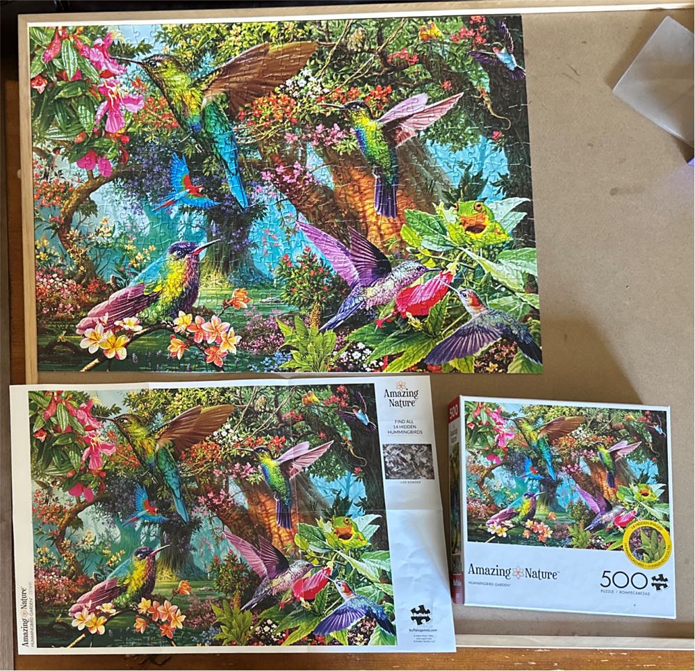 Hummingbird Garden - Buffalo puzzle collectible [Barcode 079346037896] - Main Image 3