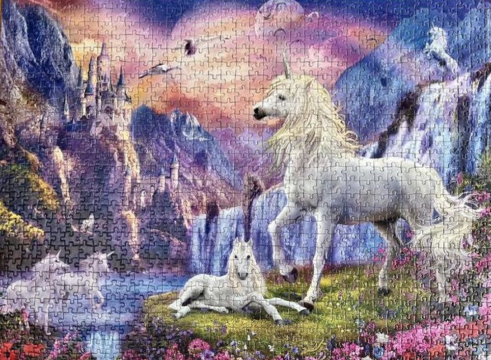 Unicorn - Early Evening - Clementoni puzzle collectible [Barcode 8005125977956] - Main Image 3