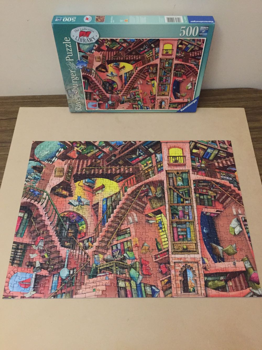 The Ludicrous Library - Ravensburger puzzle collectible [Barcode 4005556142040] - Main Image 3