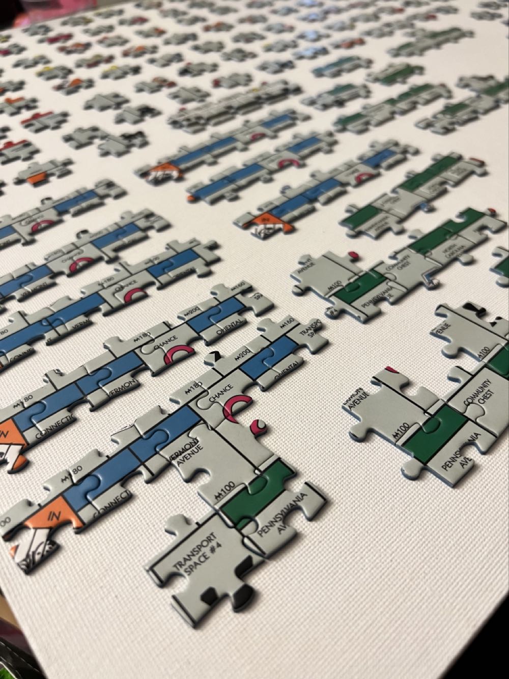 Impossibles: Monopoly - Bepuzzled puzzle collectible [Barcode 023332339310] - Main Image 2