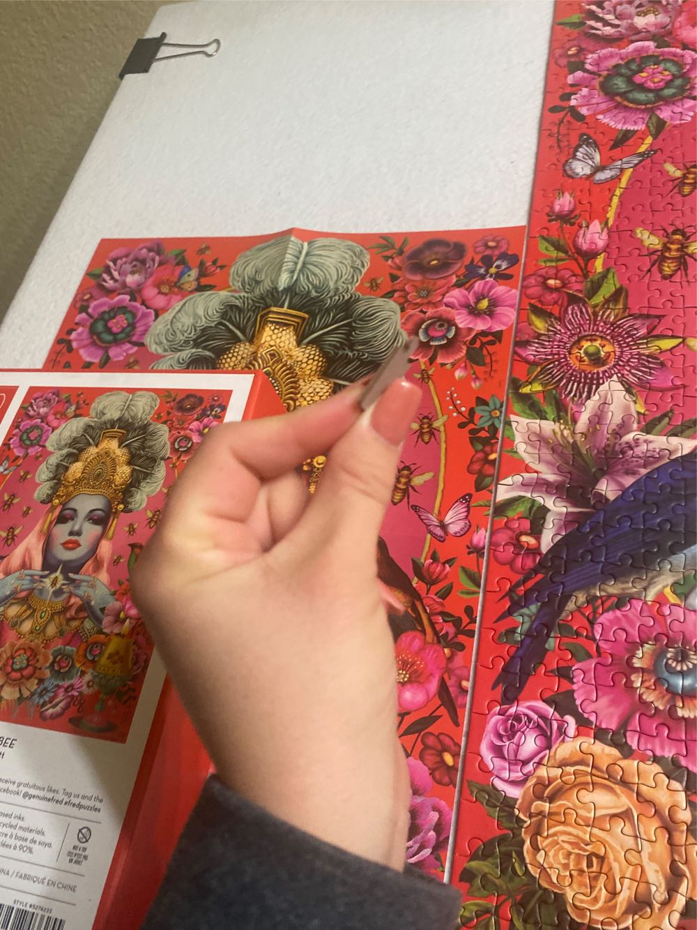 Queen Bee  - Genuine Fred puzzle collectible [Barcode 728987036255] - Main Image 4