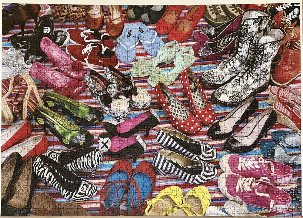 Shoe Heaven Keep (1) - Ravensburger 🇬🇧 puzzle collectible [Barcode 4005556195602] - Main Image 4