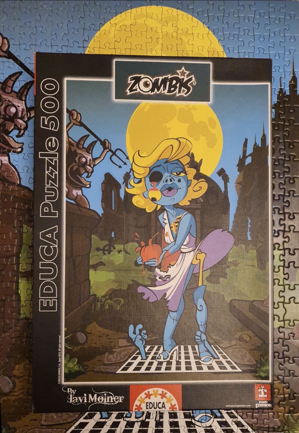 Zombie The Blond (Marilyn Monroe) 🟦🇨🇦 - Educa puzzle collectible [Barcode 8412668152045] - Main Image 4