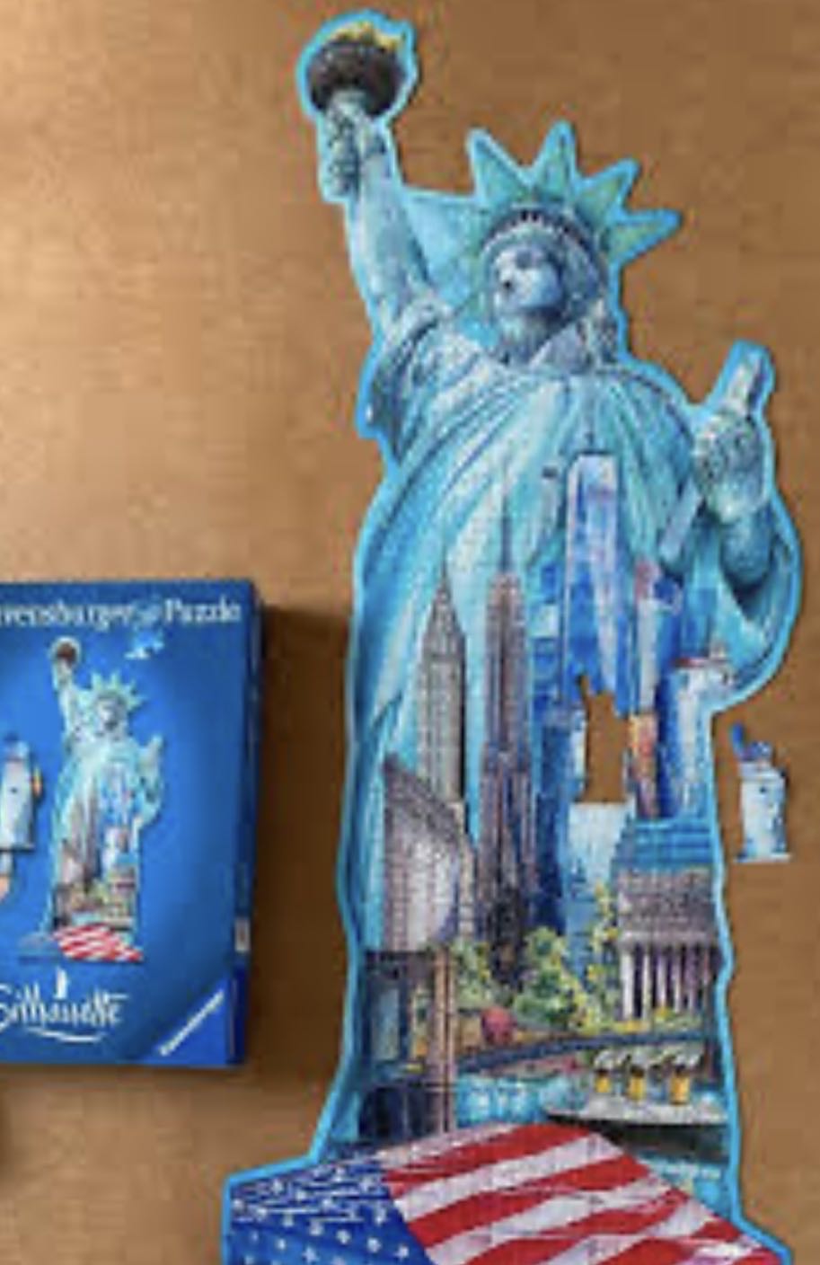 X Cheryl - Statue of Liberty 💎 - Ravensburger puzzle collectible [Barcode 4005556161515] - Main Image 4