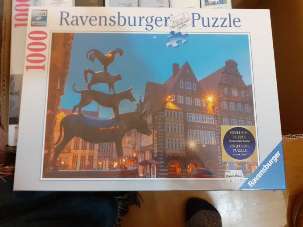 100 Reindeer And A Santa