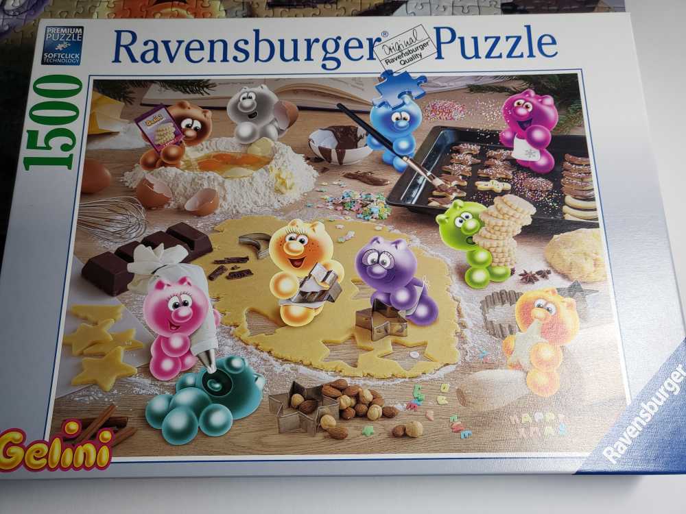 Gelini’s Christmas Bakery - Ravenburger puzzle collectible [Barcode 4005556167135] - Main Image 2